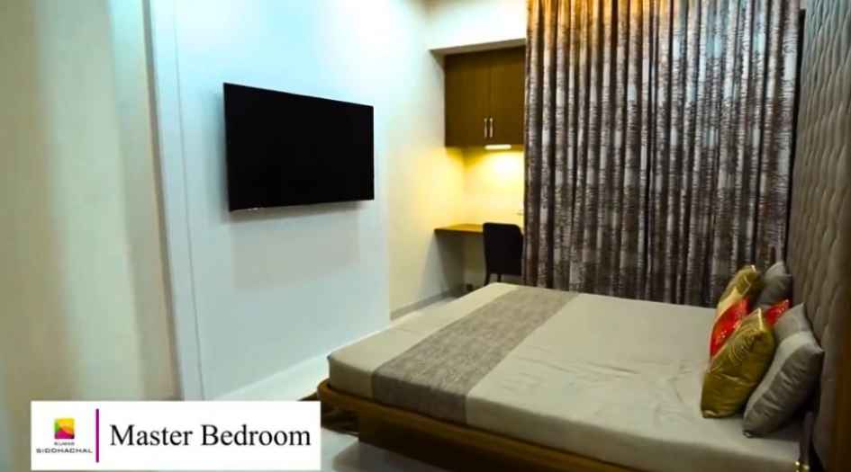 Kumar-Siddhachal-Gallery-Actual-Master-Bedroom